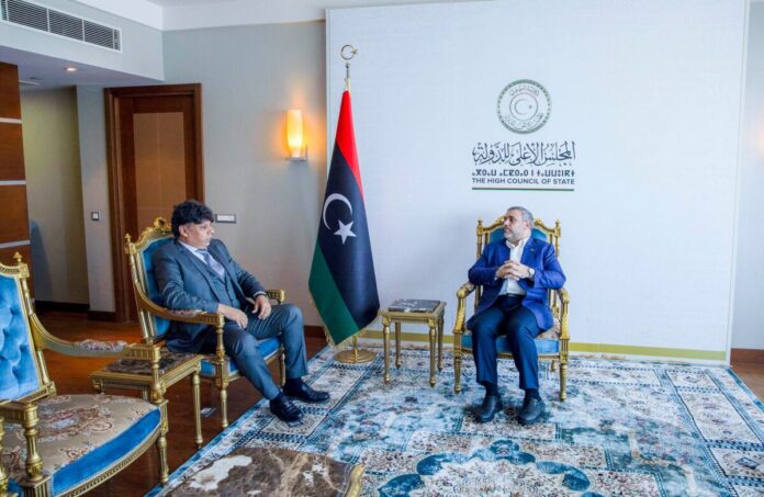 «المشري» يستعرض مع النائب العام جهود محاربة الفساد