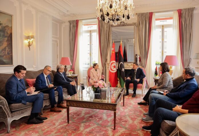 رئيس الحكومة يلتقي نظيرته التونسية