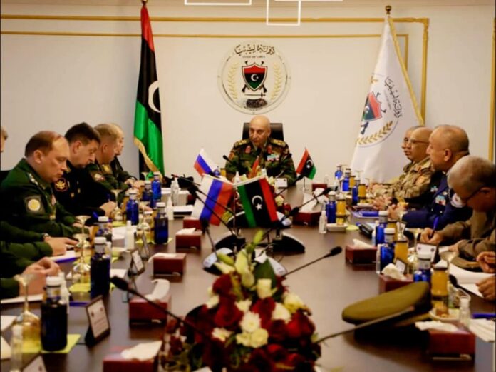 رئيس الأركان العامة يستقبل وفداً روسياً في طرابلس