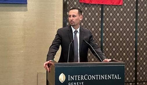 من جنيف.. رائد أعمال ليبي.. يلقي كلمة لطلبة جامعة «ويبستر» الأمريكية عن الاقتصاد والسياسة