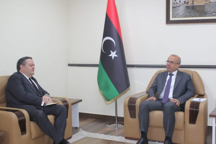 «اللّافي» يلتقي سفير إسبانيا ويؤكّد أهمية الدّور الدّوليّ في مساعدة ليبيا