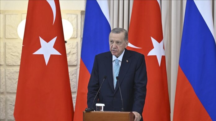 «أردوغان» يُطالب بتأمين السفن من أجل نقل الحبوب الأوكرانية