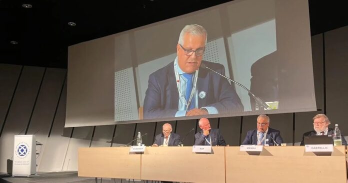 «لارمو» يدعو إلى تخفيف العقوبات على الأصول الليبية