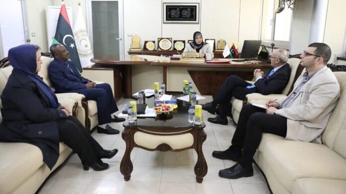 اتفاق لإقامة مؤتمر الأسرة العربية في طرابلس