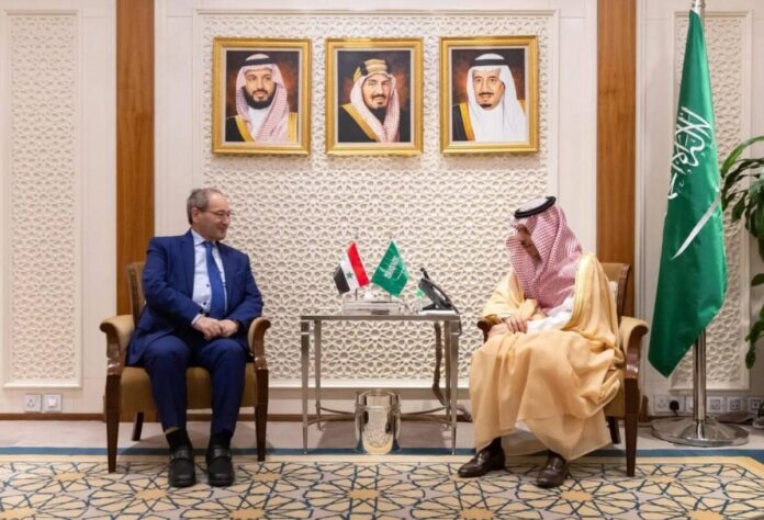 سوريا والسعودية تبحثان العلاقات الثنائية وسبل تطويرها