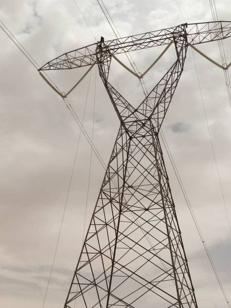 مواصلة العمل في مشروع خط «الرويس ـ أبو عرقوب» جهد 400 ك.ف