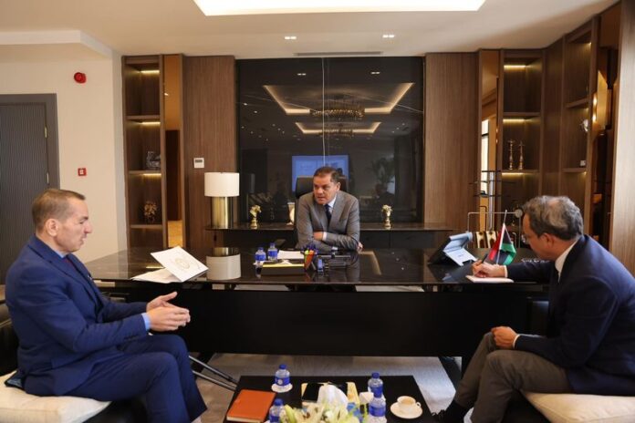 «الدبيبة» يتابع ملفات عمل وزارة التخطيط