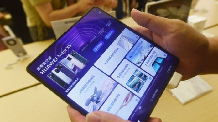 الولايات المتحدة تلغي تراخيص توريد الرقائق لشركة هواوي الصينية