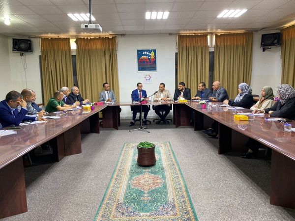 وكيل وزارة التربية يدعو للإسراع بتسوية معاملات المحالين على التقاعد وتكريمهم