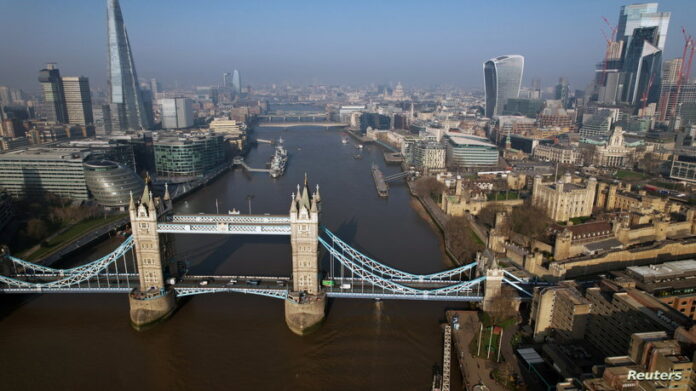 بصفقة خيالية.. العائلة الحاكمة في قطر تتبادل بيع قصورها في لندن