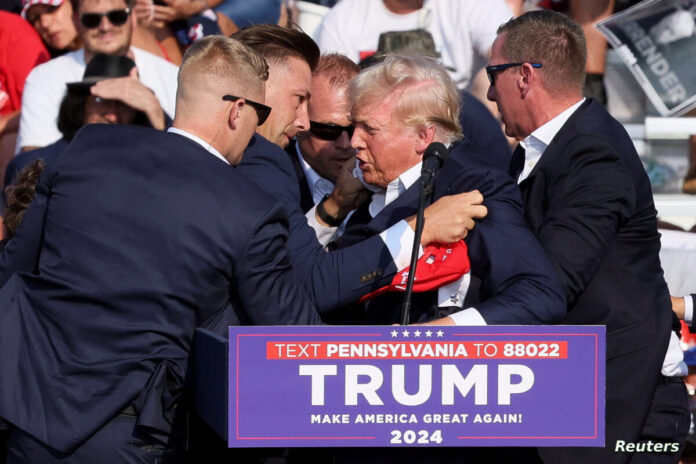 بالفيديو.. إطلاق نار أثناء كلمة لـ«ترامب» في بنسلفانيا