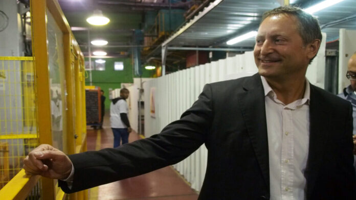 رجل أعمال إسرائيلي يعرض 100 ألف دولار لمن يعيد مختطفاً من غزة