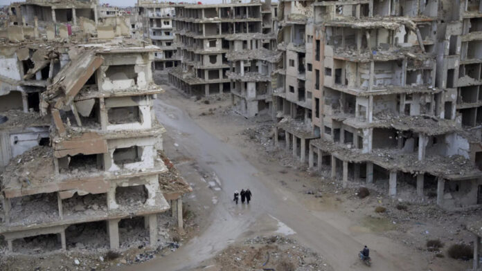 سوريا… إعدام واختطاف عشرات المدنيين في حمص وريف اللاذقية رميا بالرصاص