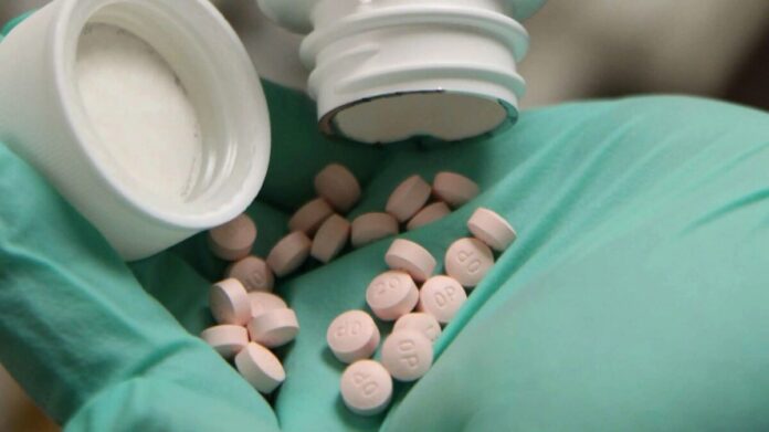 «الأدوية المسكنة».. هل تدرك علاقتها بـ«تعزيز الذكاء»؟