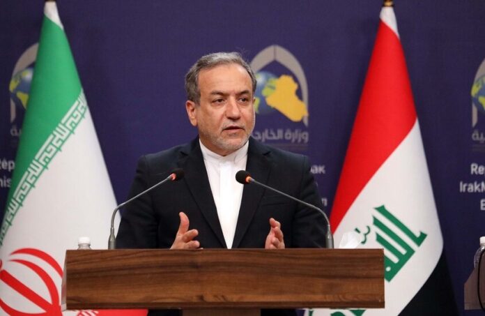 إيران تحدد شروط الدخول بـ«مفاوضات مباشرة» مع أمريكا