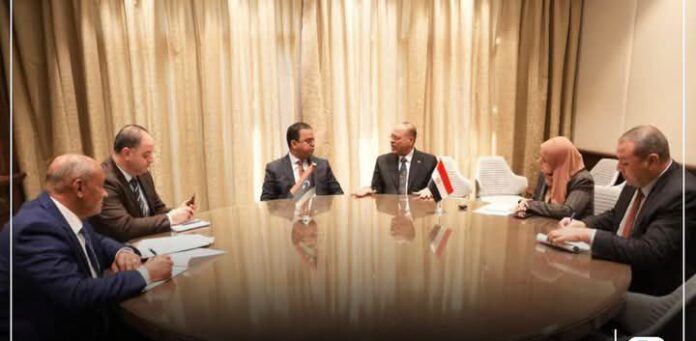 بالتعاون مع مصر.. مباحثات لتنظيم «سوق العمل»