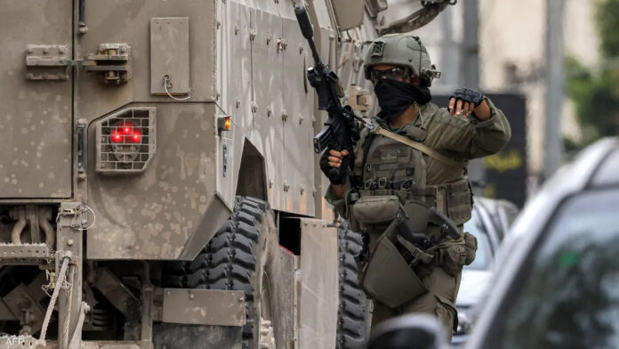 الجيش الإسرائيلي يواصل التصعيد العسكري في طولكرم ومخيم نور شمس