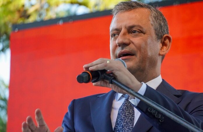 تركيا.. «حزب الشعب الجمهوري» يعيد انتخاب زعيمه