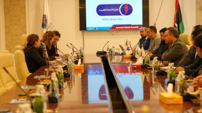 «الكهرباء» تبحث مع البعثة الأممية سبل استمرارية الخدمات وتحقيق الاستقرار