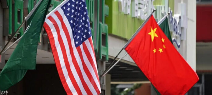 الصين تفرض عقوبات على مسؤولين أمريكيين وتعارض الصفقات المضرّة بمصالحها