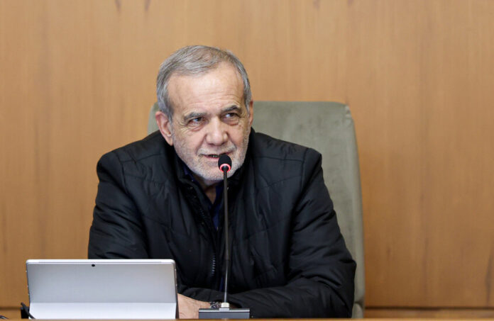 بزشكيان يحسم الجدل.. لا تفاوض من موقع ضعف وإيران تملك خياراتها