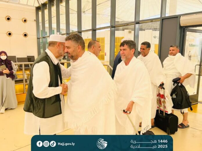 هيئة الحج والعمرة ترحب بوصول الفوج الأول من الحجاج إلى مكة المكرمة