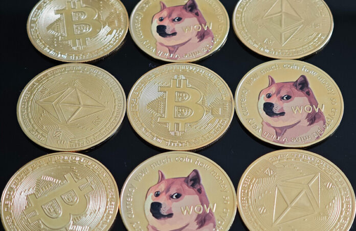 دبي تقود المستقبل المالي.. أول مدينة بالعالم تعتمد العملات المشفرة بخدماتها الحكومية