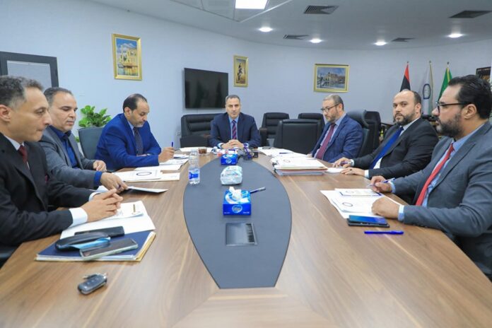 الخارجية تبحث تحسين الأداء الوظيفي وتعتمد ترقيات وتسويات للربع الثاني