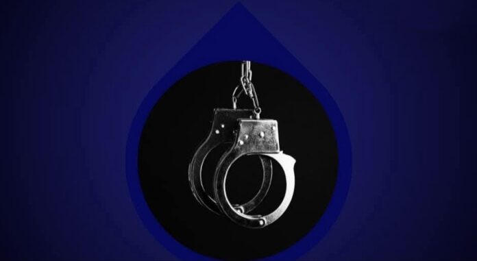 بحوزتهم سلاح ومركبة ومسروقات.. الإطاحة بعصابة سطو مسلح في طرابلس