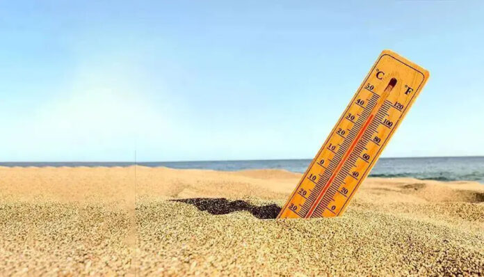 الأرصاد تتوقع هطول أمطار غزيرة تسبب جريان الأودية