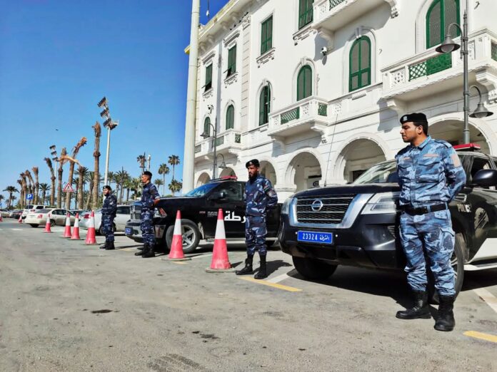 تعزيز أمني مكثف في طرابلس والجفارة.. ضبط مركبة مسروقة وتكثيف الدوريات على الطرق الرئيسية
