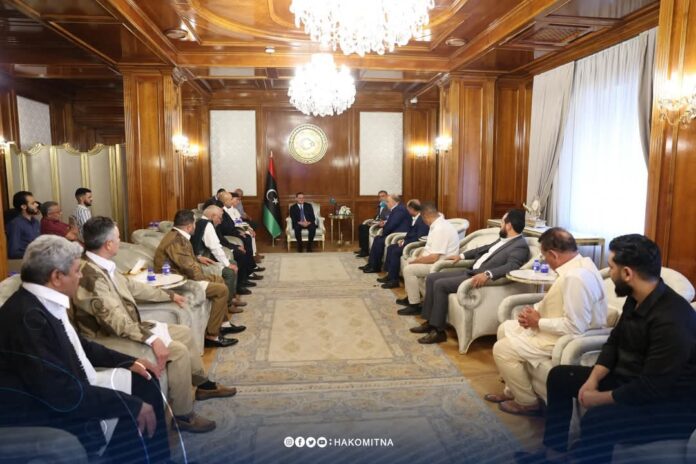 الدبيبة يستقبل وفد أعيان ورشفانة.. دعم لمسار الدولة وتأكيد على وحدة الصف