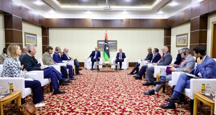 الكوني واللافي يبحثان مع سفراء أوروبيين دعم المسار السياسي وتوسيع الشراكة