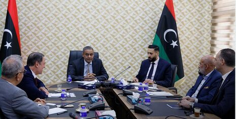 اجتماع حكومي لتنسيق العمل بين المركزي ووزارة الاقتصاد بشأن التوريدات الخارجية