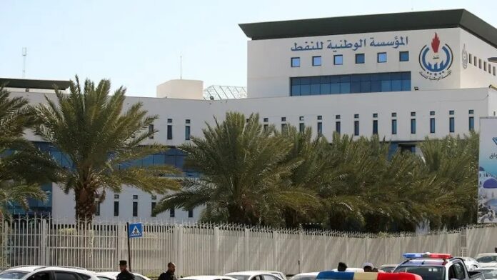 مؤسسة النفط تحتفي بمرور 64 عاماً على تصدير أول شحنة نفط من ليبيا