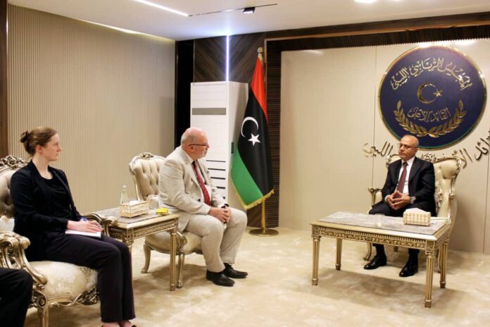 اللافي يودع سفير «المملكة المتحدة» ويثمّن جهوده