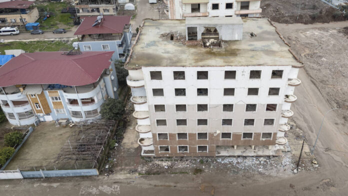 بعد أيام من هزة كوتاهيا.. زلزال جديد يضرب شمال غربي تركيا