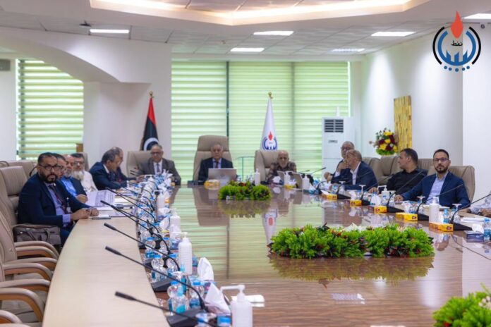 مؤسسة النفط تبحث أداء شركة «رأس لانوف» ومشروعاتها المستقبلية