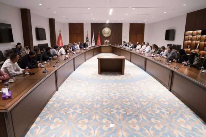 الحداد يبحث آلية عمل الجهاز التنفيذي للمشاريع الإنشائية بالجيش الليبي