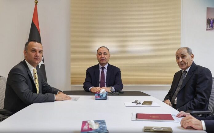 الباعور يبحث مع القائم بأعمال سفارة مصر تعزيز التعاون الثنائي