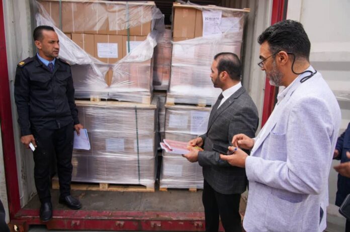 وصول شحنة جديدة من «الكتاب المدرسي» إلى ميناء طرابلس
