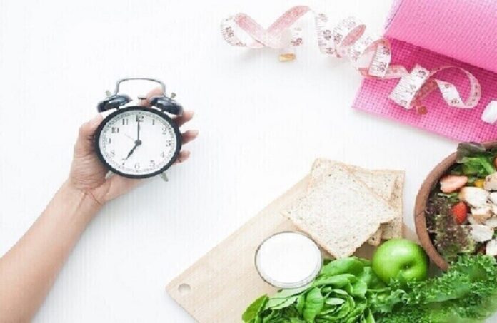 «الصيام المتقطع» يقلل الوزن لكن العضلات في خطر!