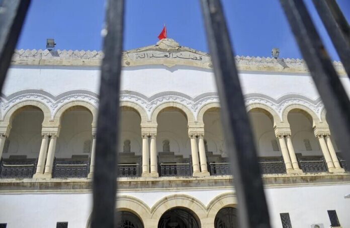 موجة إضرابات عن الطعام في تونس.. الغنوشي يتضامن مع قيادات المعارضة