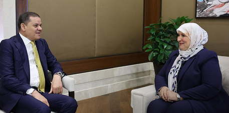 الدبيبة يتابع ملف تسويات «مرتبات» العاملين بالهيئات القضائية