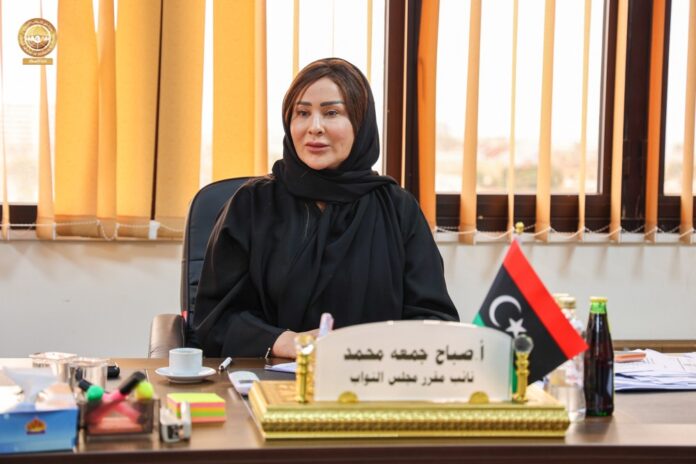 النائبة صباح جمعة تلتقي ممثلين عن مدينة ترهونة لبحث مشاريع تطوير المدينة