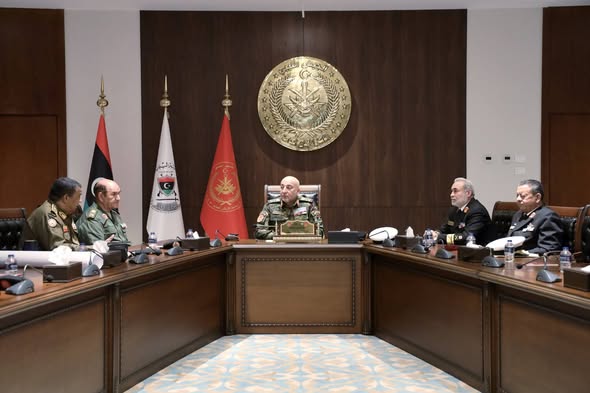 اجتماع رفيع المستوى في الجيش الليبي لمناقشة تأمين الحدود