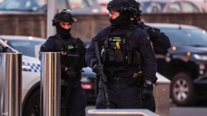 أستراليا.. 10 قتلى في هجوم مسلح على شاطئ بوندي وإسرائيل تحذّر الحكومة!