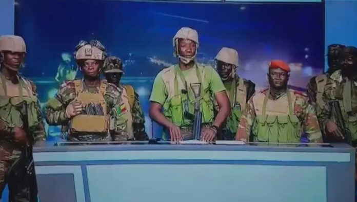 جنوب إفريقيا.. اللجنة العسكرية تعلن انقلابا والسيطرة على الحكومة