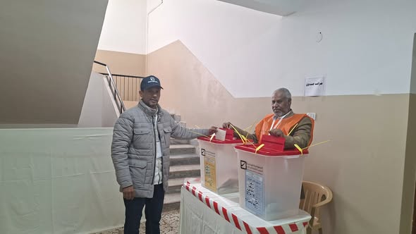 بمشاركة واسعة ومراقبة دقيقة.. انطلاق الانتخابات في 9 بلديات