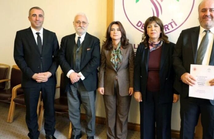 الحزب الكردي في تركيا يطالب بالاعتراف بحقوق «أوجلان»